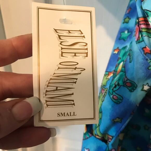 2 pc Animal print Hearts Mock Wrap Scrub Top sz S - Picture 3 of 6